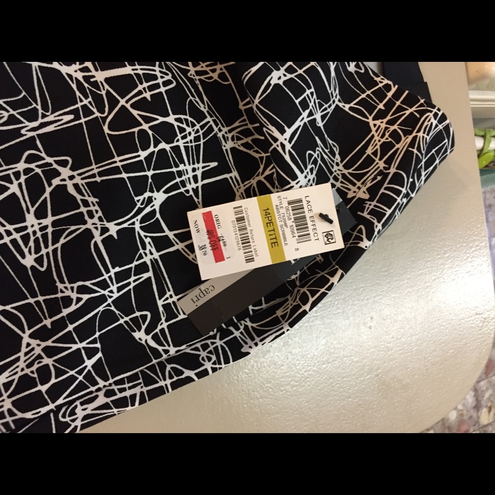 NWT Alfani Abstract Scribble Capri 14P - Picture 4 of 8